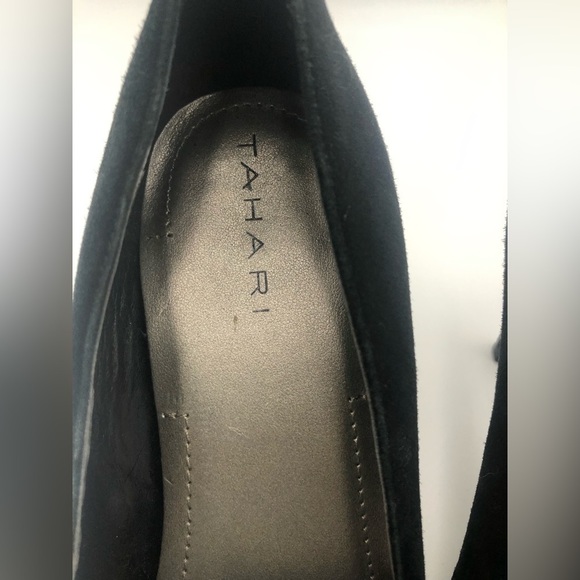 TAHARI Suede black patent toe heels - Picture 7 of 8